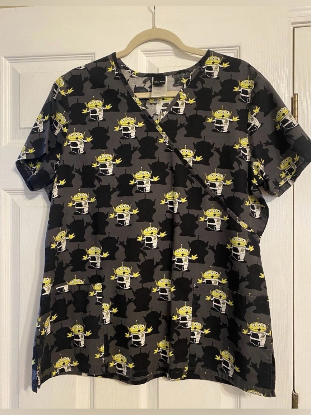 Disney Pixar Toy Story Aliens Women’s Scrub Top Medical/Dental Scrub